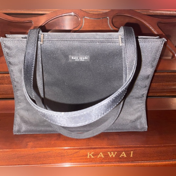 Kate Spade Bag - Picture 1 of 3